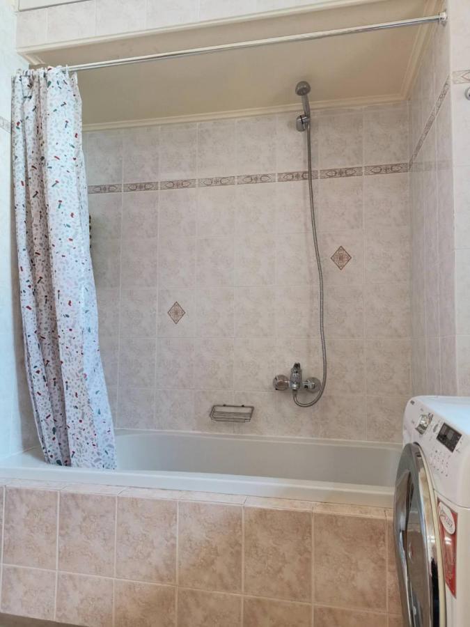 Big Apt 3Bed 3Bath 10 Min Walk Acropolis Atene Esterno foto